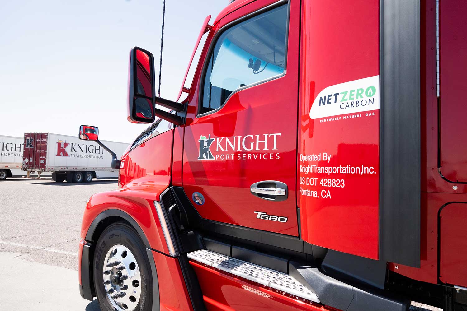 Knight Transportation semi-truck trailer with NetZero Carbon sticker