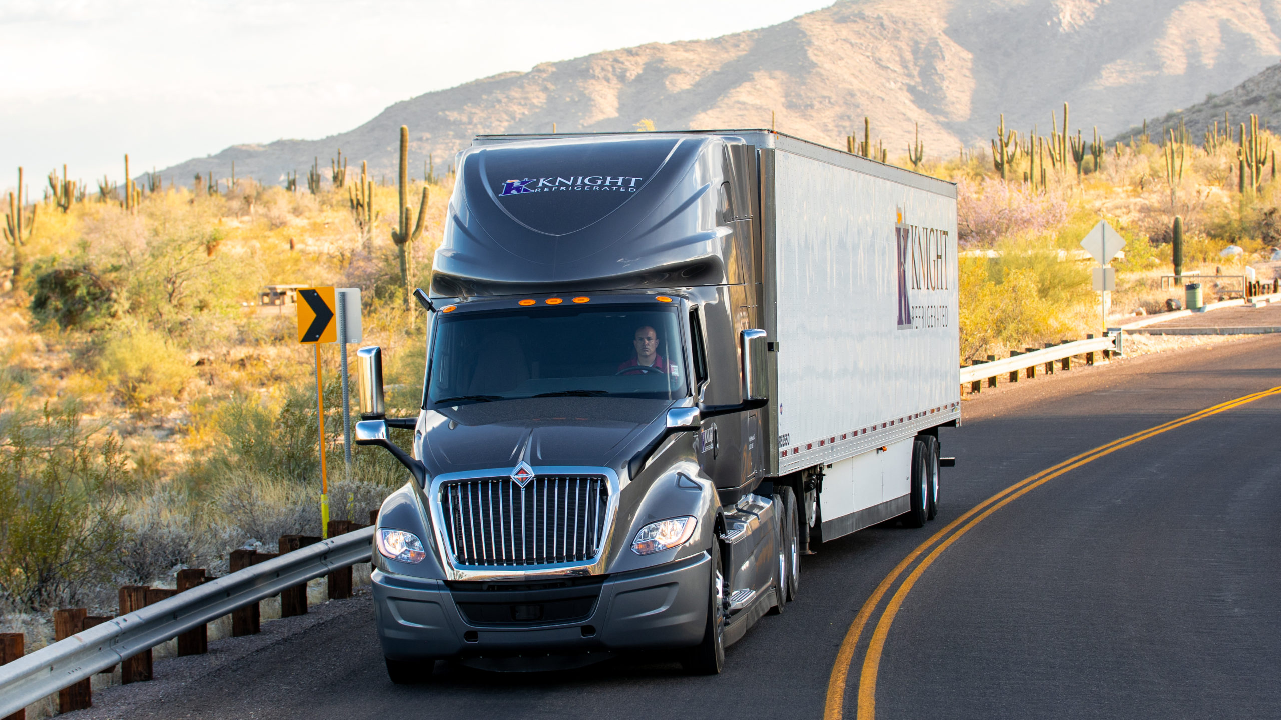 Knight Transportation Refrigerated Truck Driving